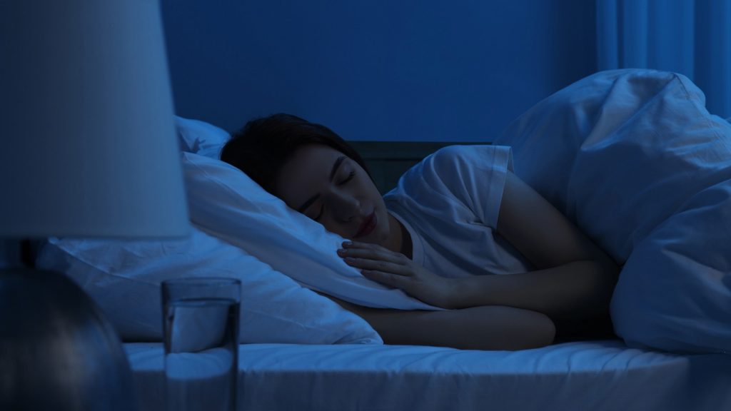 cortina veda luz para quarto